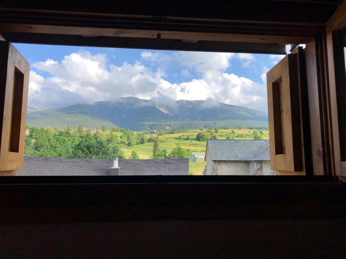 Charmant Appartement Dans Le Village/Coqueto Apartamento En El Pueblecito La Cabanasse Екстериор снимка
