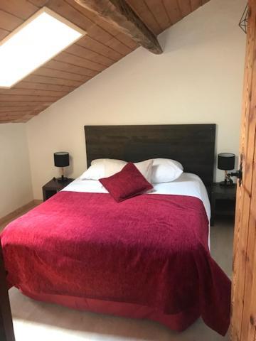 Charmant Appartement Dans Le Village/Coqueto Apartamento En El Pueblecito La Cabanasse Екстериор снимка